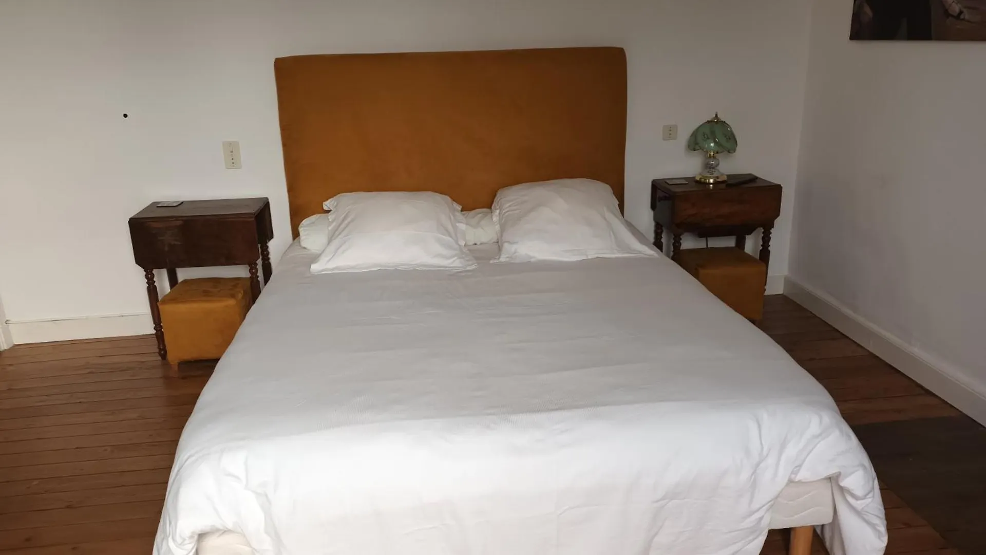 Villa La Petite Ecole De La Baie à Pontorson Hébergement de vacances